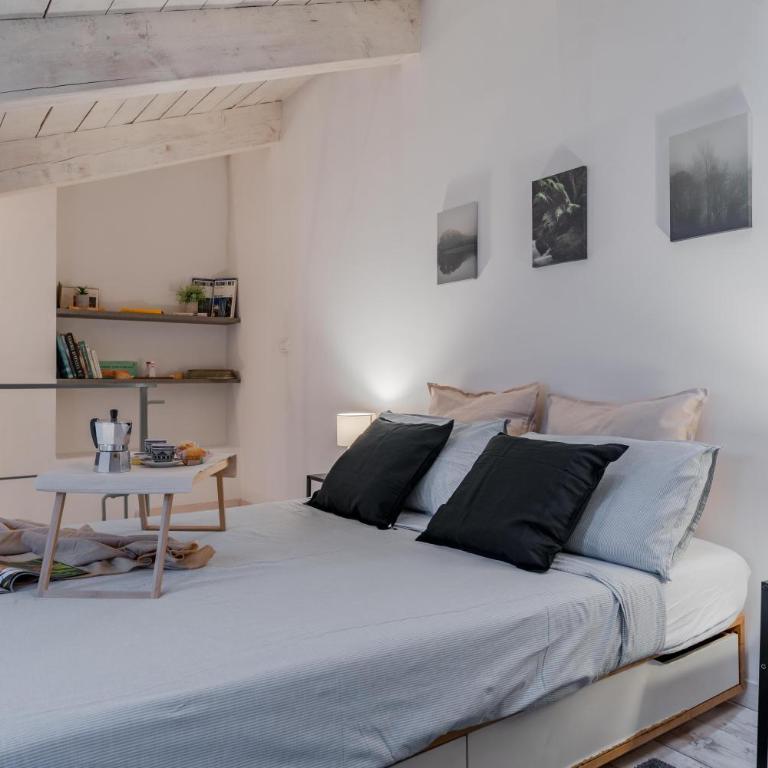 Quadriloft by HappyhosTorino - One-bedroom Loft Apartment - 14