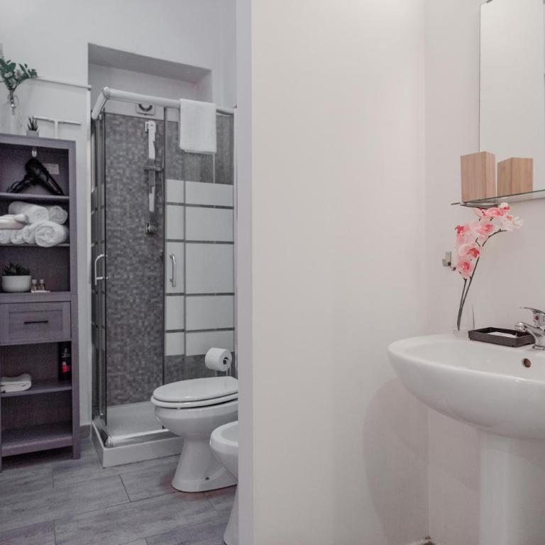 Quadriloft by HappyhosTorino - One-bedroom Loft Apartment - 11