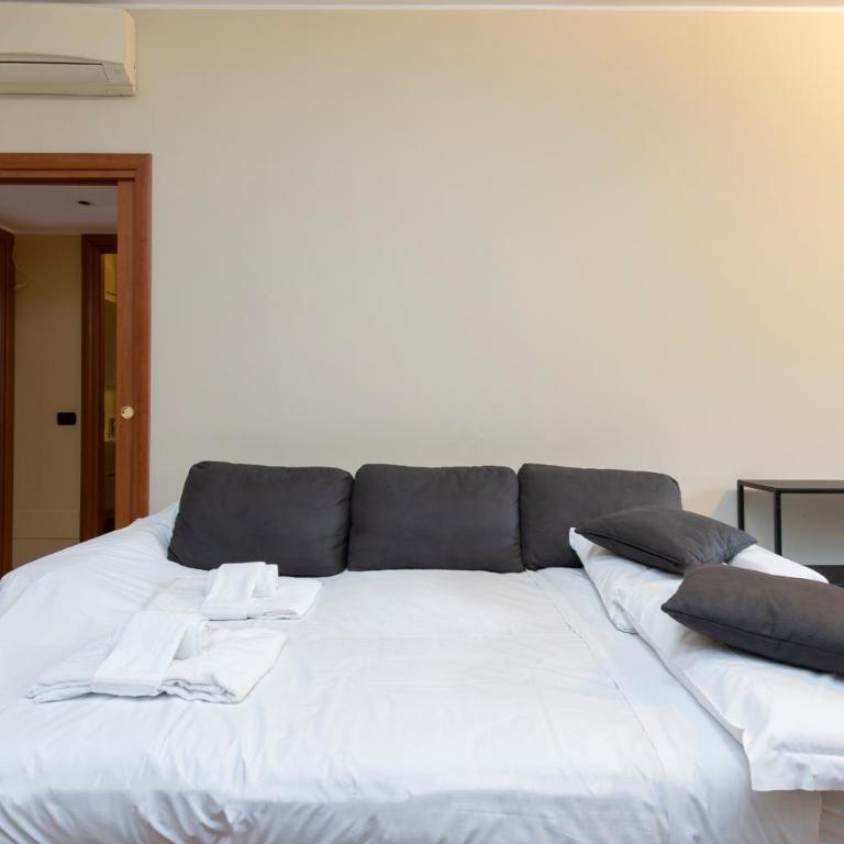 Prestigioso appartamento in zona Tortona - Solari - Appartamento con 2 Camere da Letto - 26