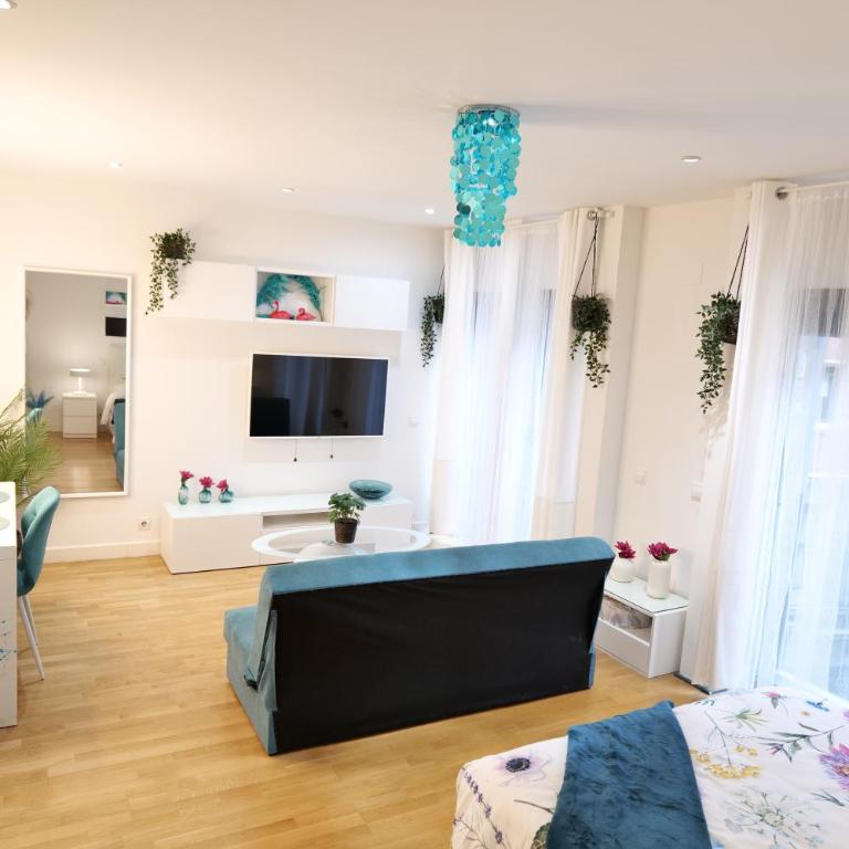 GRAN VIA - CHUECA - Madrid Central - One-Bedroom Apartment - 4