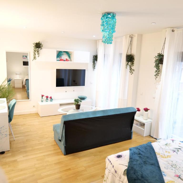 GRAN VIA - CHUECA - Madrid Central - One-Bedroom Apartment - 8