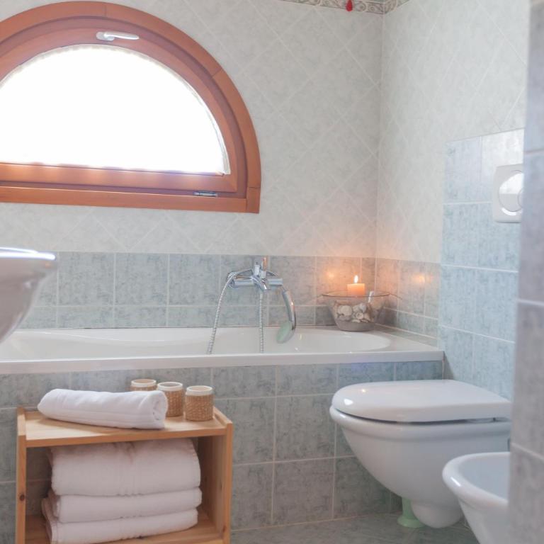 Residence Hotel Raggio Di Luce - Appartamento Deluxe con 2 Camere da Letto e Balcone - 6