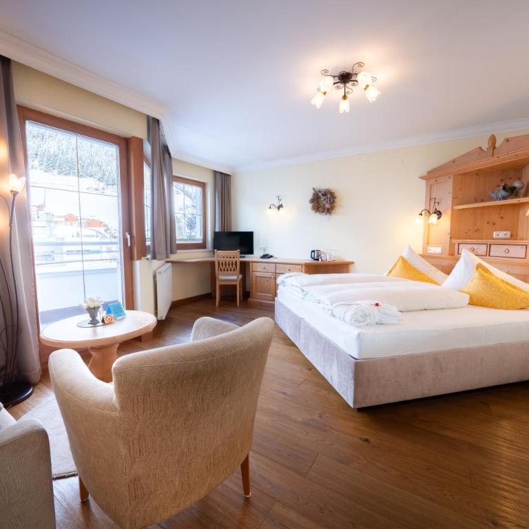 Hotel Trisanna - Deluxe Doppelzimmer mit Balkon - 6