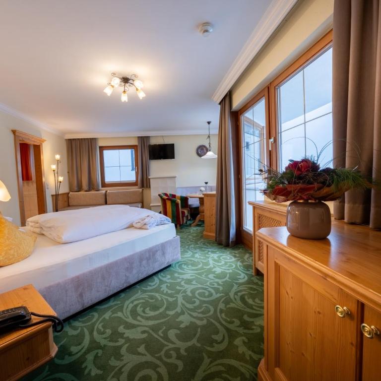 Hotel Trisanna - Deluxe Doppelzimmer mit Balkon - 23