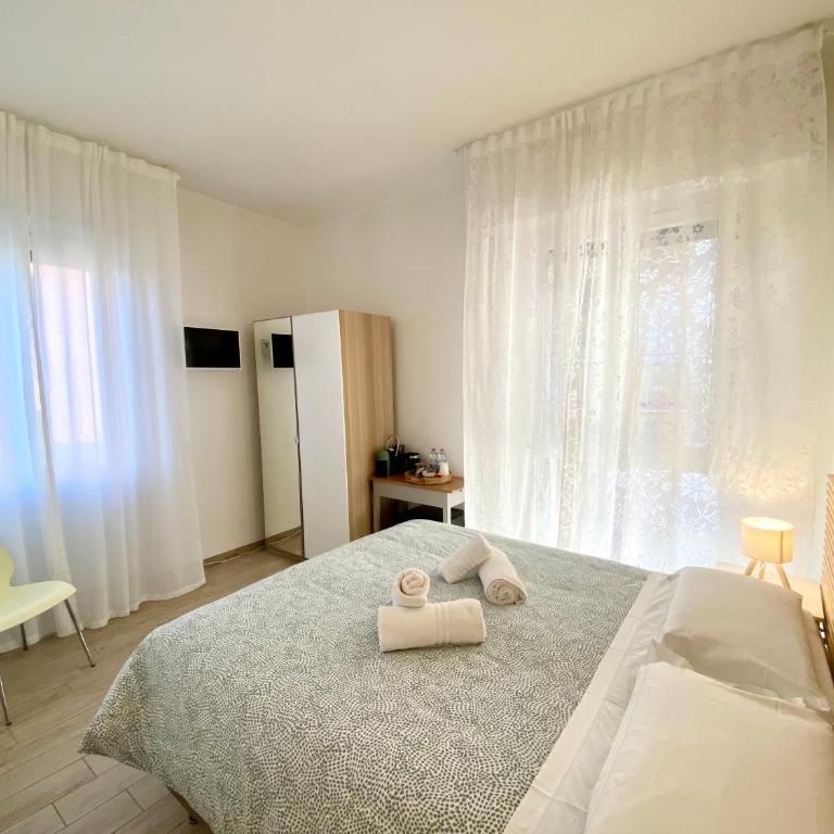 The Green Gate - Airport Guest House - Camera Matrimoniale con Bagno Privato - 8