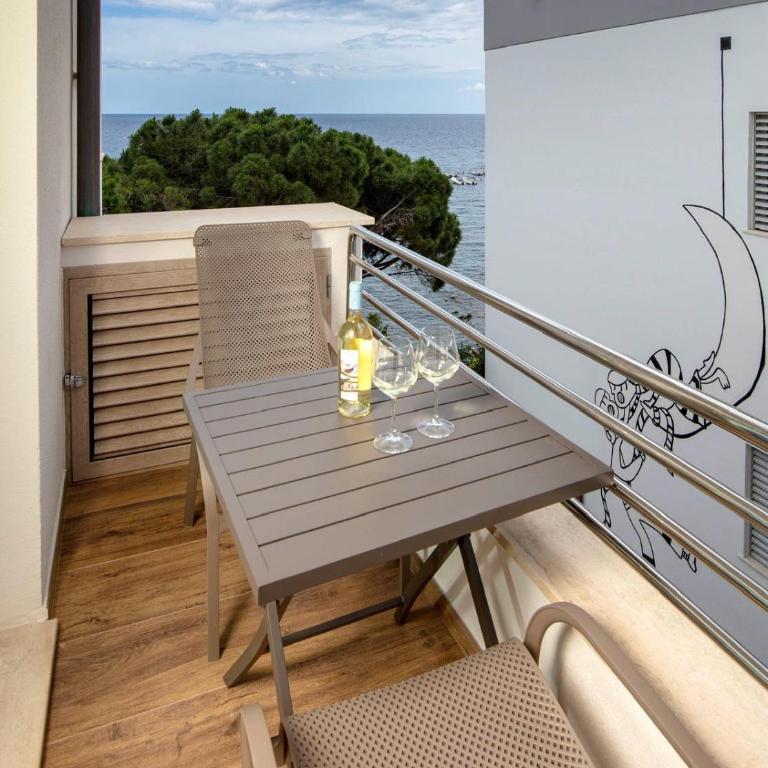 Blue Bay rooms - Camera Matrimoniale Deluxe con Vista Mare Laterale - 5