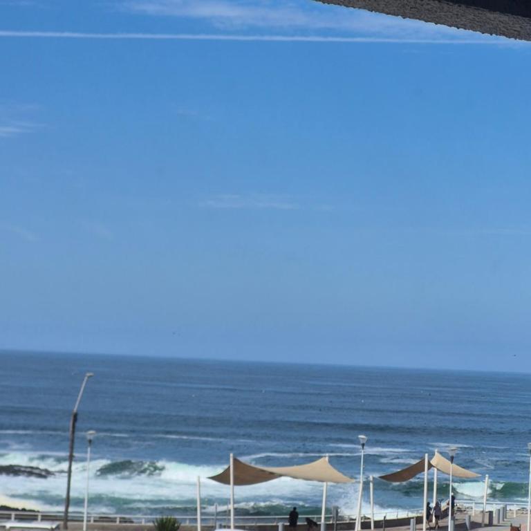 Edificio royal marine 2757 - Three-Bedroom Apartment with Sea View - 6