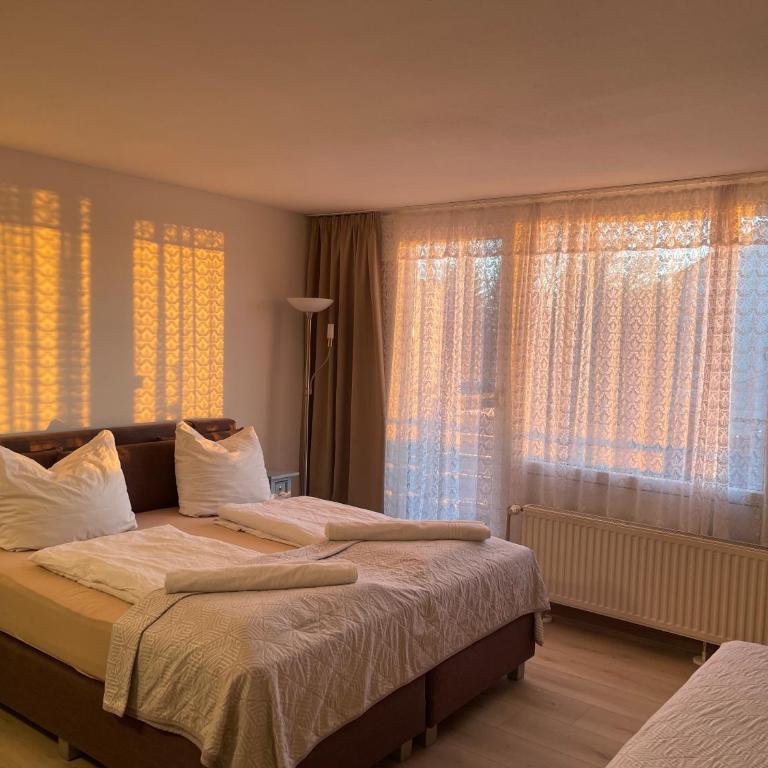 Ferienapartment TESLA im Wellnesshotel - Bayerischer Wald - Apartment mit 2 Schlafzimmern - 2