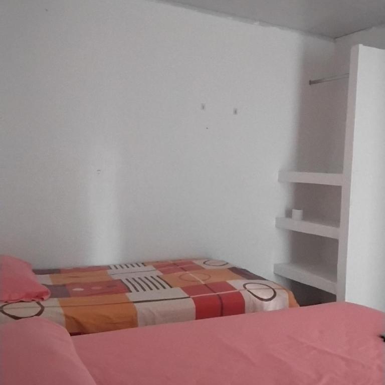 Hospedajes y pensiones turisticas - BURETY - Triple Room with Private Bathroom - 1