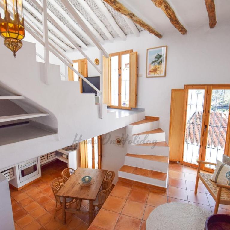 La Casa del Mar de Cristina, Frigiliana Traditional townhouse in the old-quarter with private pool HansOnHoliday Rentals - Casa de 2 dormitorios - 18