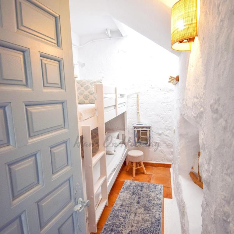 La Casa del Mar de Cristina, Frigiliana Traditional townhouse in the old-quarter with private pool HansOnHoliday Rentals - Casa de 2 dormitorios - 22