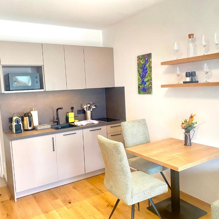 Grimming View I - Zentral in Tauplitz, Nahe Sessellift, Bergblick & Parkplatz - Apartment - 22