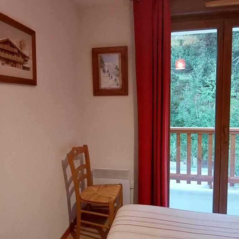 Appartement de standing 4 personnes, pied des pistes, parking - Appartement 2 Chambres - 21
