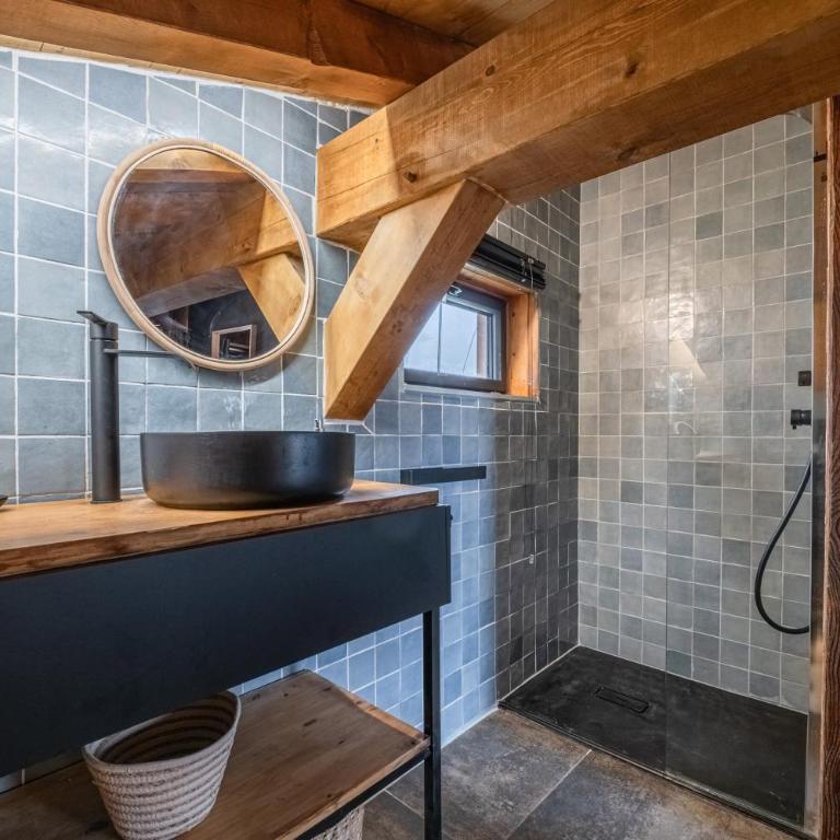 Chalet ski-in-out face au MontBlanc & Bain nordique - Chalet mit 2 Schlafzimmern - 46