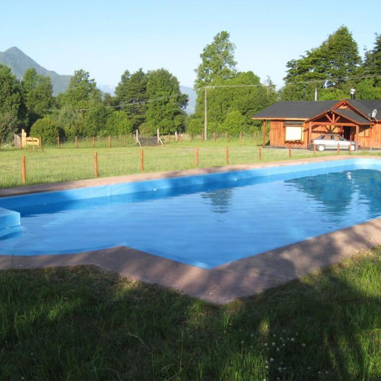 Pucón casa con piscina 6 personas - Three-Bedroom Vacation Home - 3