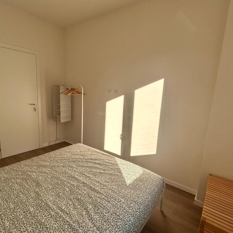 Modern and bright house 20 minutes from the Duomo - Appartamento con 2 Camere da Letto - 25