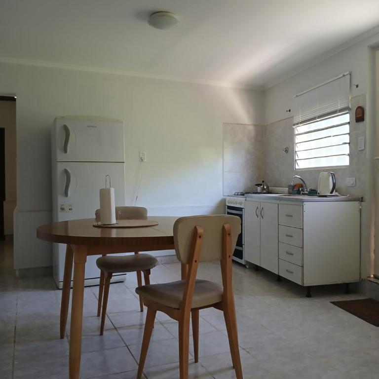 Departamento en Cinco Saltos - One-Bedroom Apartment - 2