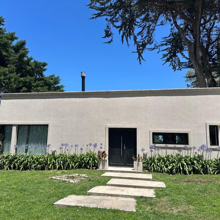 House in the private neighborhood of Barrancas de San Benito - Three-Bedroom House - 1