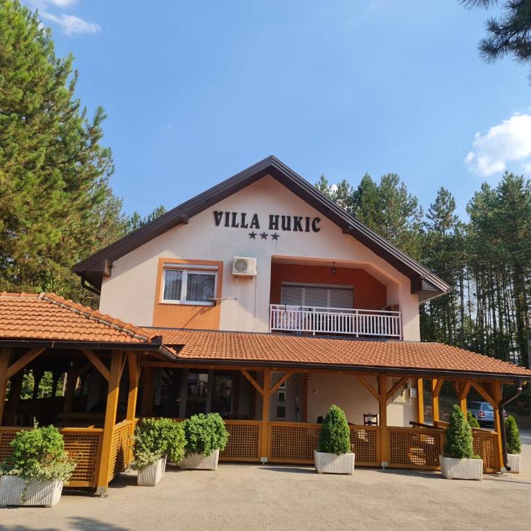 Villa Hukic - Deluks Dvokrevetna Soba sa Bračnim Krevetom - 1