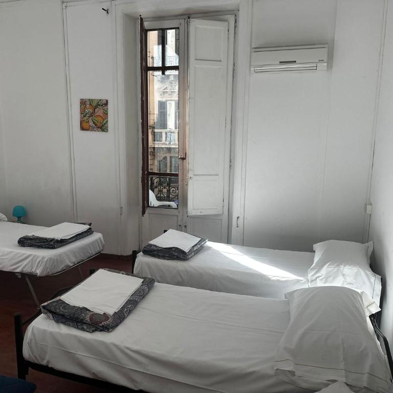 Via Zara Arararooms - Letto Singolo in Dormitorio Maschile - 28