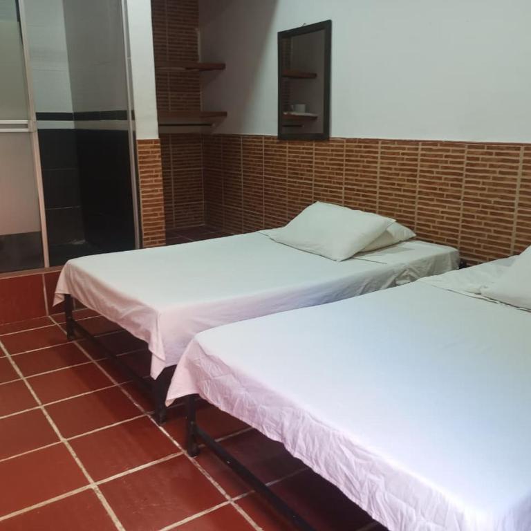 Hotel KAMELLON - Double Room - 1