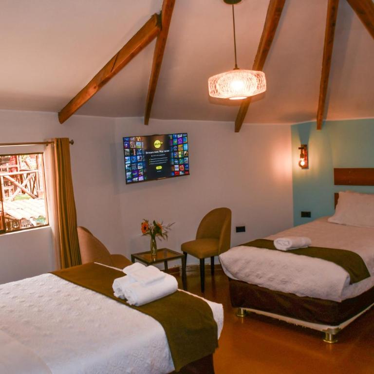 Hotel Boutique MIRANDO AL SOL - Family Room - 1