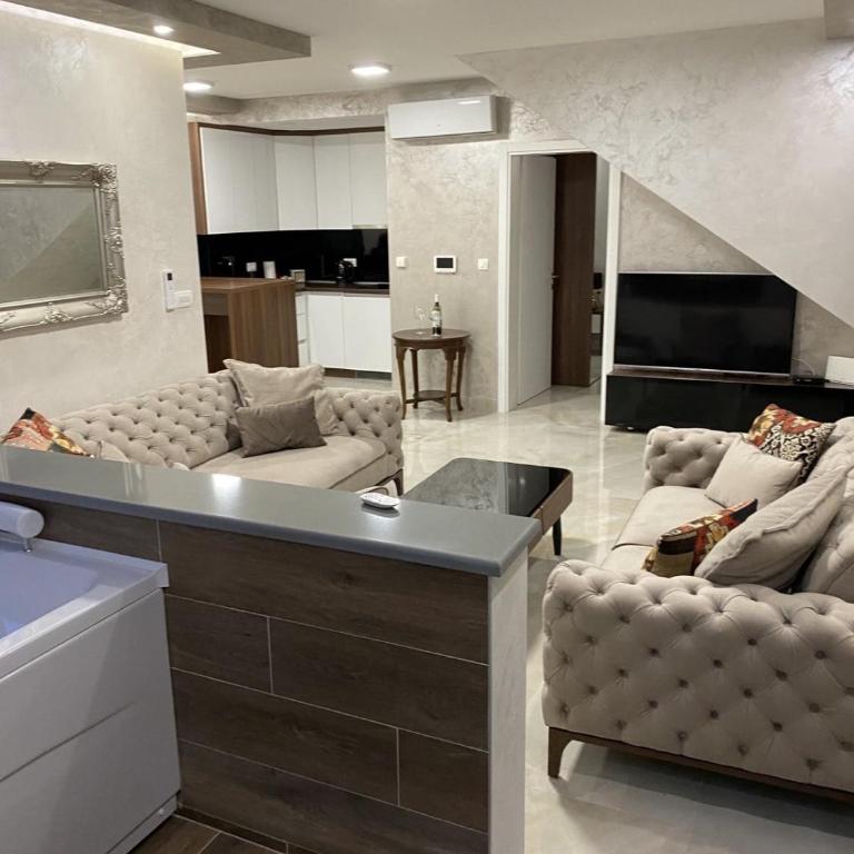 La Catedral - One-Bedroom Apartment - 4