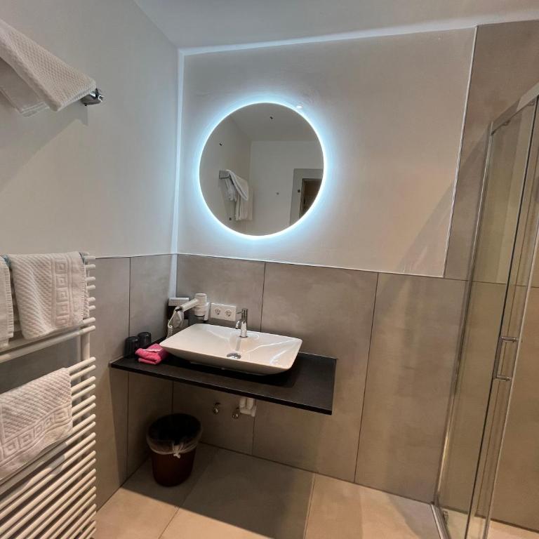Landhotel Lindenhof - Doppelzimmer - 1