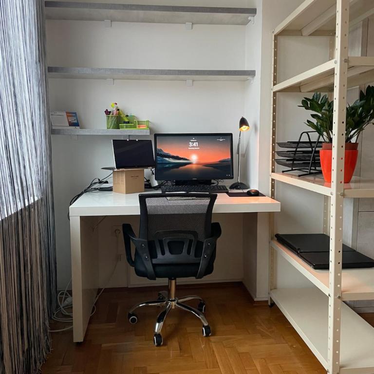 Work Ready Flat & Garage - Apartman sa 2 Spavaće Sobe - 17