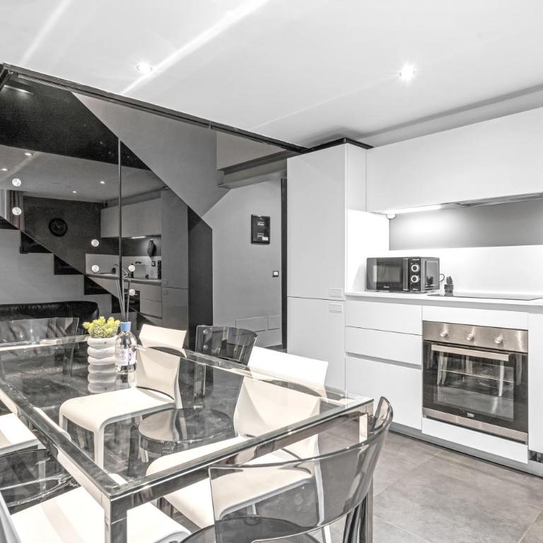Cadorna Luxury Retreat - Duplex di lusso 2 bagni - Appartamento con 3 Camere da Letto - 3