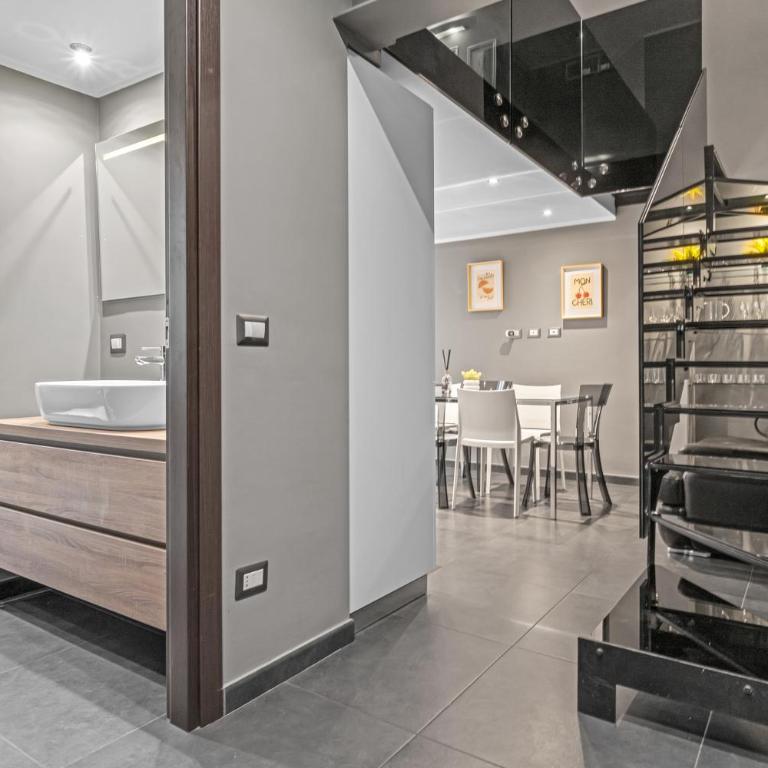 Cadorna Luxury Retreat - Duplex di lusso 2 bagni - Appartamento con 3 Camere da Letto - 40