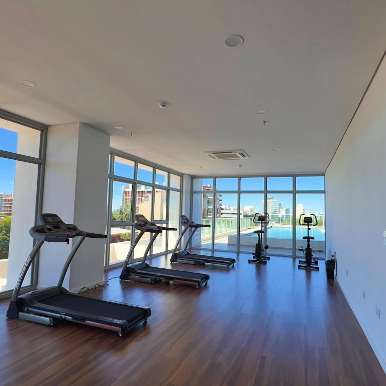 Modern apartment steps from Shopping del Sol - Apartamento de 2 dormitorios - 7