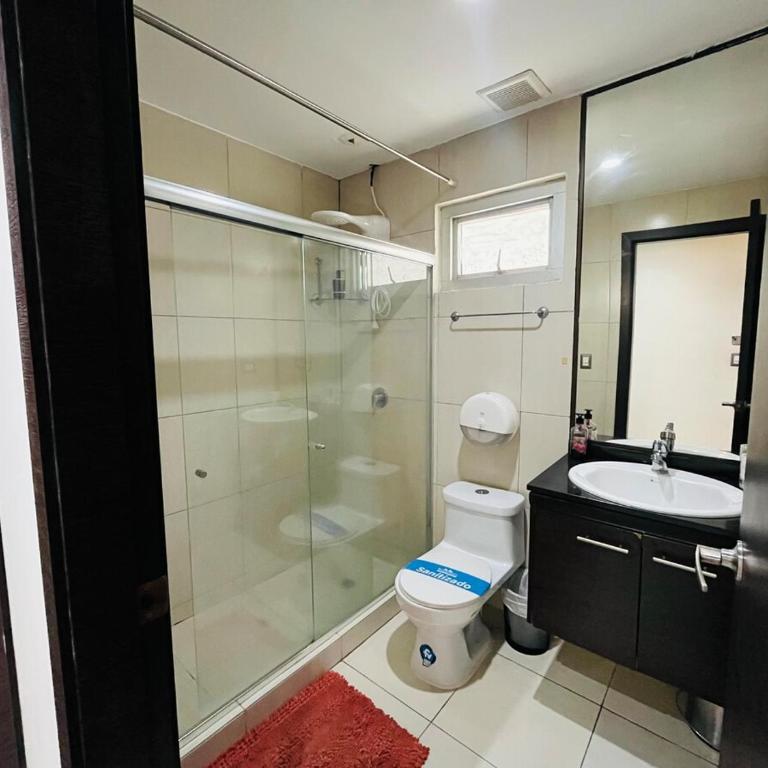Linda Suite junto a Vermont Plaza y CityMall - One-Bedroom Apartment - 26