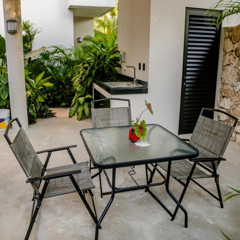 Kam Na Ha #202 - Elegant, newly listed, 2 Bedroom Retreat with Rooftop Oasis and Pool - Apartamento de 2 dormitorios - 20