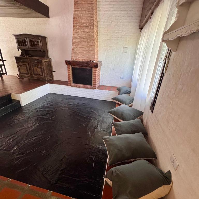 Casa Zona Alem Playa Grande a cuadras del Golf Puerto y acceso rápido a Playas del Sur Se aceptan grupos de jóvenes y familias - Casa de 3 dormitorios - 4