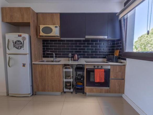 French - One-Bedroom Apartment - 8