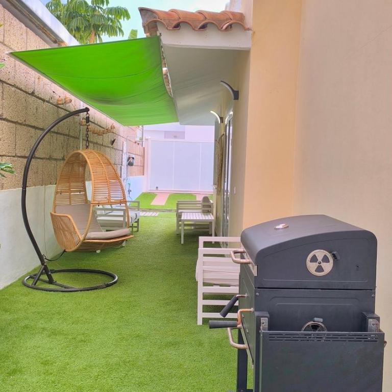 HEI HEI AND PUA VILLA - heated pool, priv parking, fibre net, Palm-Mar - Three-Bedroom Villa - 14