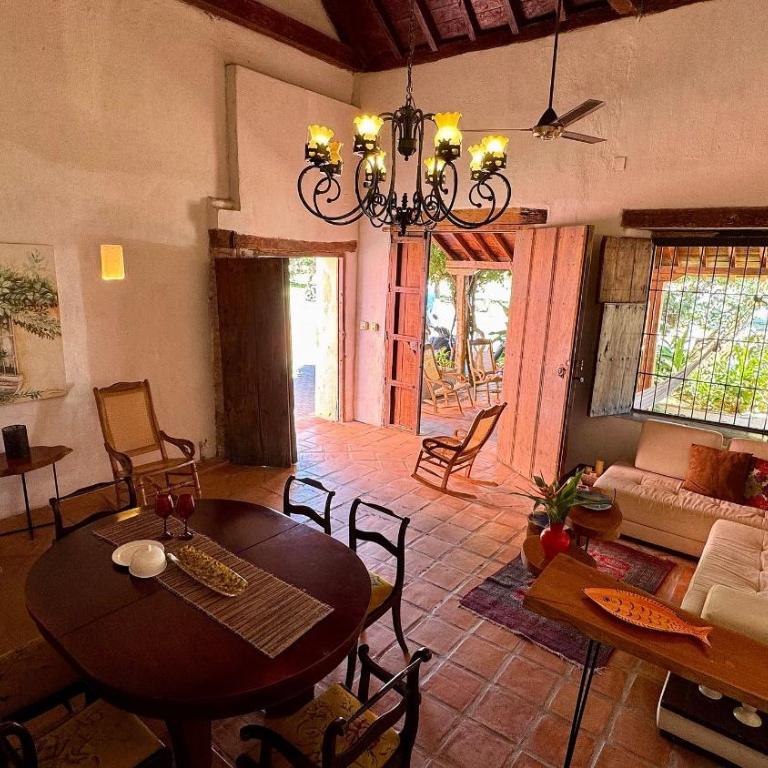 Casa Portales - Two-Bedroom House - 29