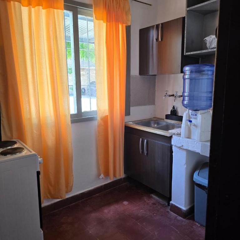 Alojamiento Chacabuco DEPARTAMENTO CENTRICO! - Apartamento de 1 dormitorio - 8