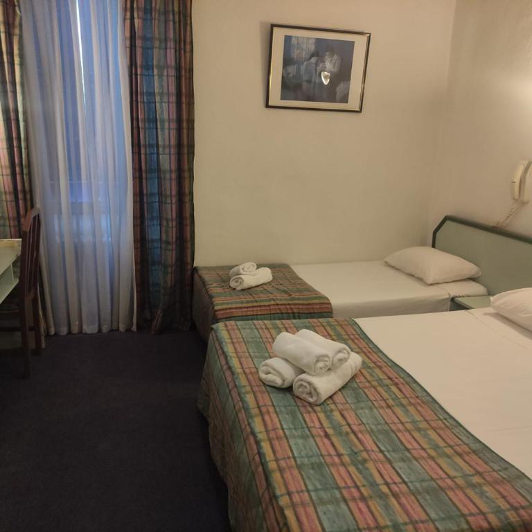 Hôtel de Nevers - Chambre Triple Confort - 2