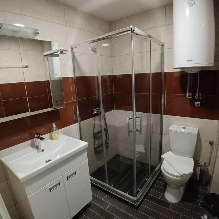 Wolf Apartments Kopaonik - Deluxe One-Bedroom Apartment - 3