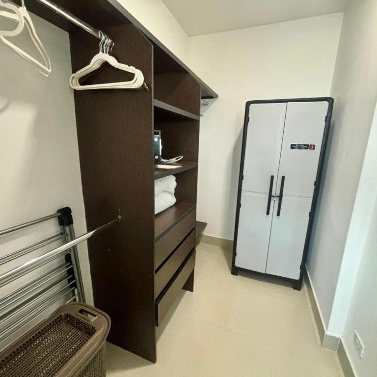 Playa Cartagena Apartments - One-Bedroom Apartment - 3