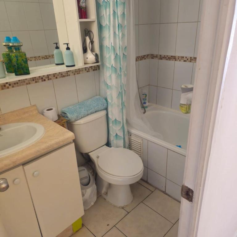 apartamento playa 4 esquinas - Three-Bedroom Apartment with Balcony - 26