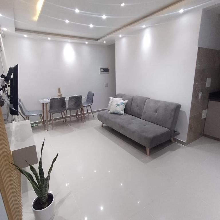 Apartamento Aqualina Torices - Three-Bedroom Apartment - 1