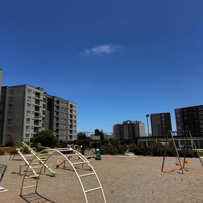Amplio Departamento para 5 Playa y Conectividad Total - Three-Bedroom Apartment - 15