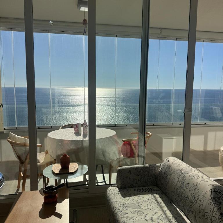 Reñaca Panorámica Increíble 2D2B Ideal para Argentinos - Three-Bedroom Apartment - 1