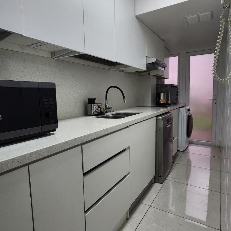 Hermoso depto a pasos de todo 7P Parking - Three-Bedroom Apartment - 15