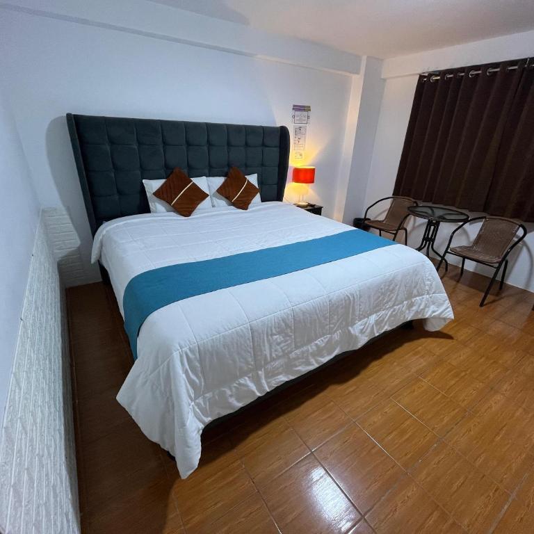 Cusco de mis Sueños - Habitación con cama extragrande. - 4