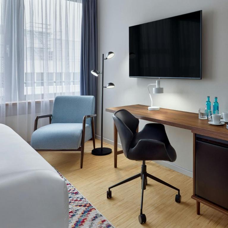 Four Points by Sheraton Munich Messe - Standard Zimmer mit Queensize-Bett - 11