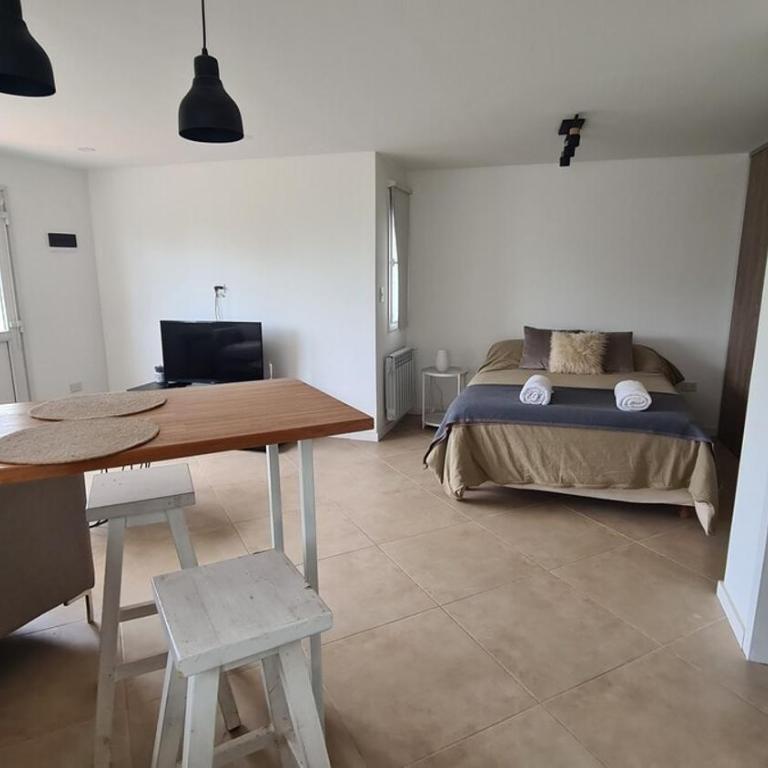 Monoambiente con deck y vista al lago en Playa Bonita - Apartamento de 1 dormitorio - 6